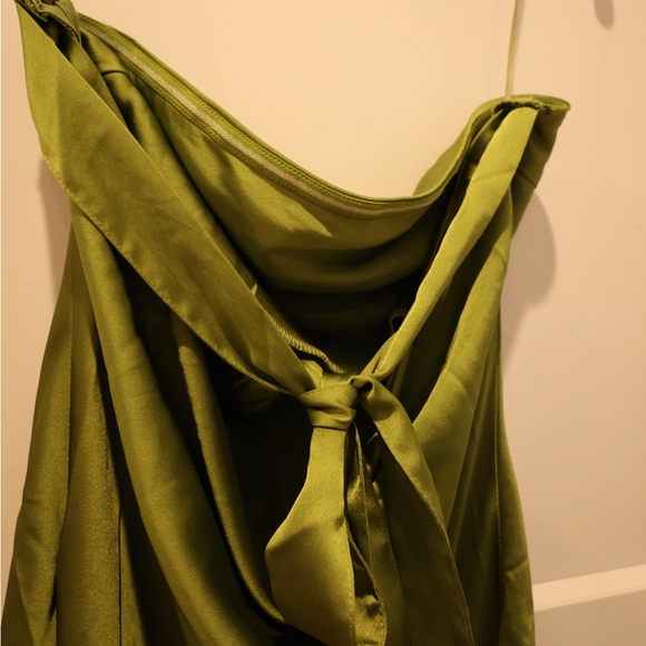 Green strapless Victoria+Sophia dress - Picture 3 of 4